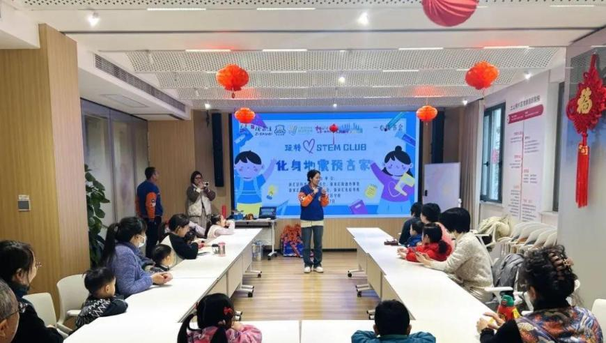 还吃 收你们来了,2025年管家婆一肖中特,经典解释落实_影像版V8.11